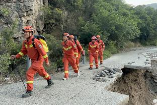 杨毅：欧洲拉练迎来李凯尔时 乔帅才在训练里发现他是真没篮